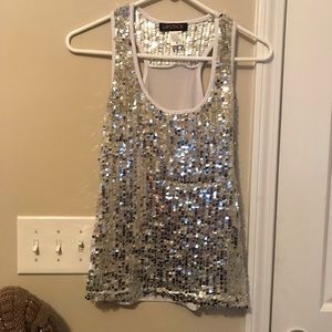 Sequin tank
